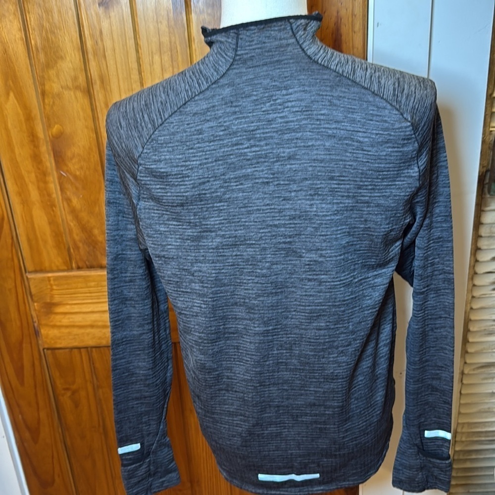 Nike Element Gray Lightweight Performance Jacket … - image 4